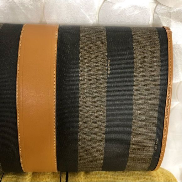 Vintage @ authentic Fendi Pequin  Clutch Handbag Late 80’s - Picture 5 of 16